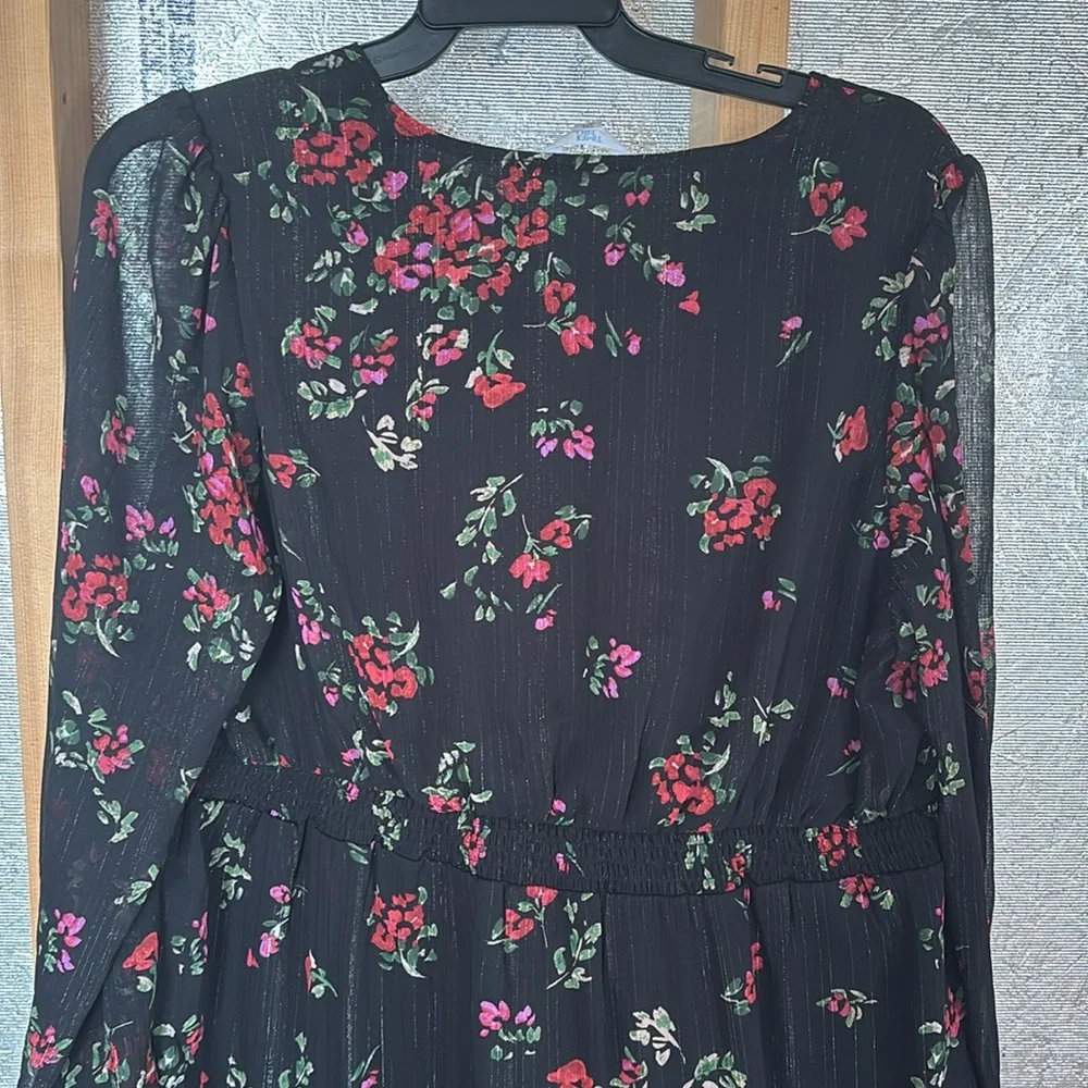 Dress - Picture 4 of 5